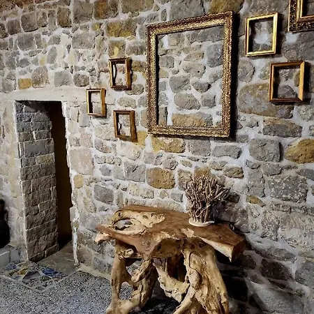 Ai Cento Scalini Модика